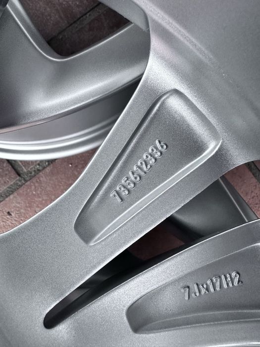 4xfelga aluminiowa 17” FIAT 500X (5x110 ET40) - nowe