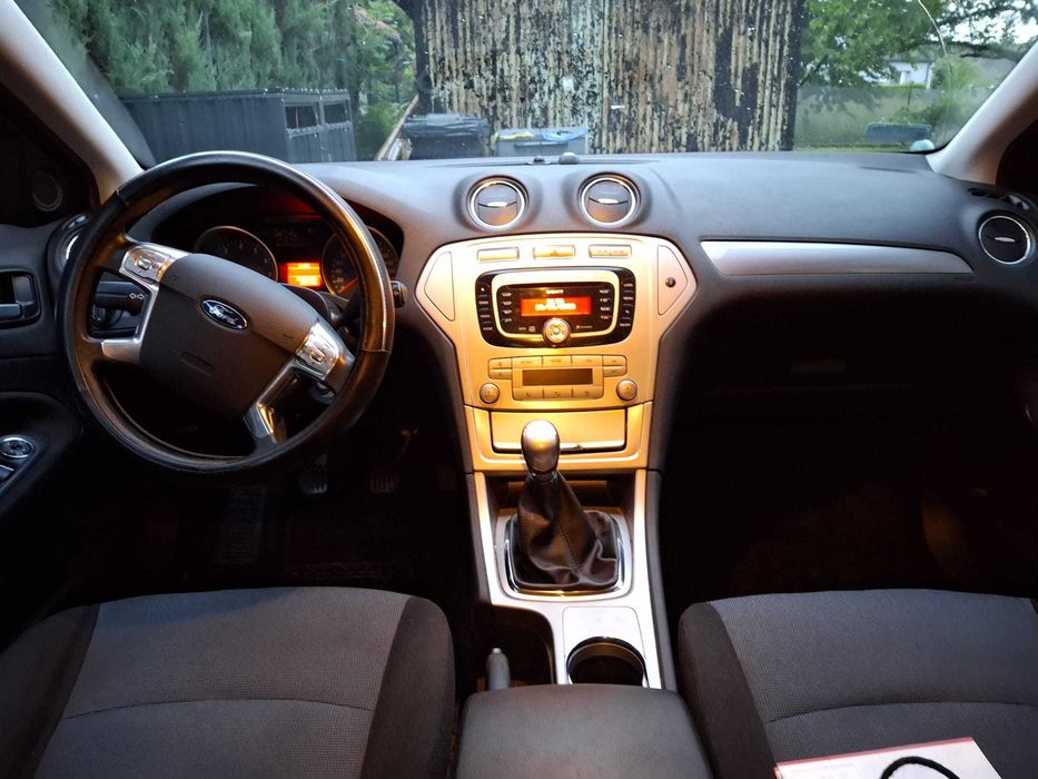 Ford Mondeo MK4 Trend 2.0 benzyna liftback