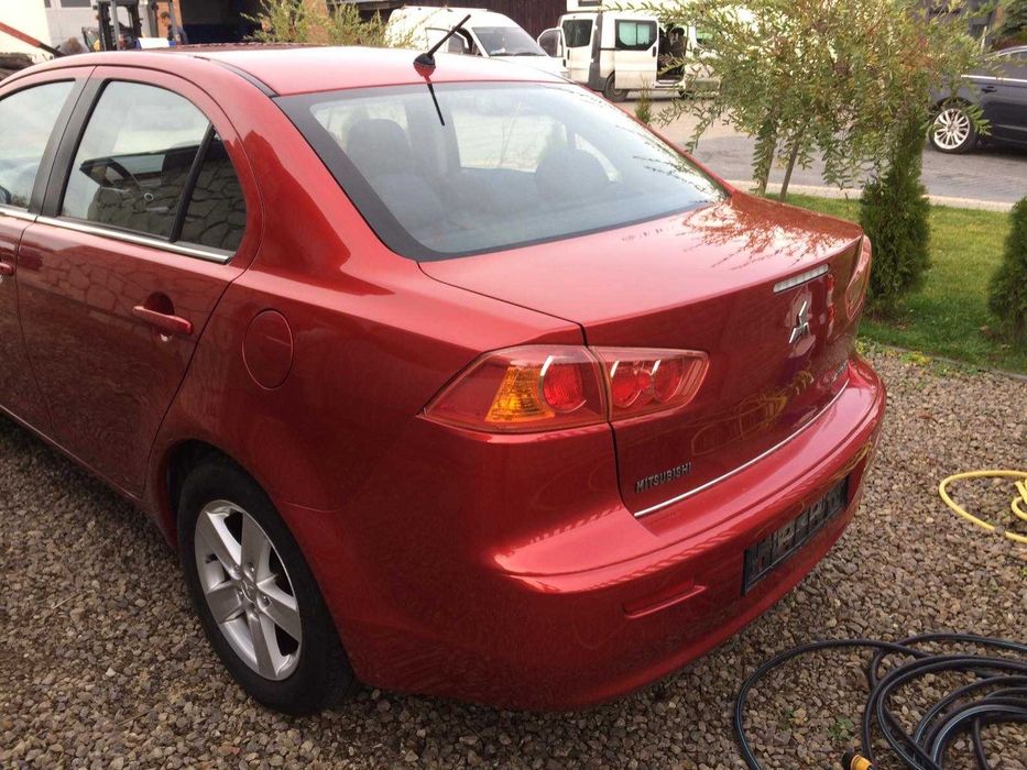 Кузов,кузивние запчасти для Mitsubishi Lancer X