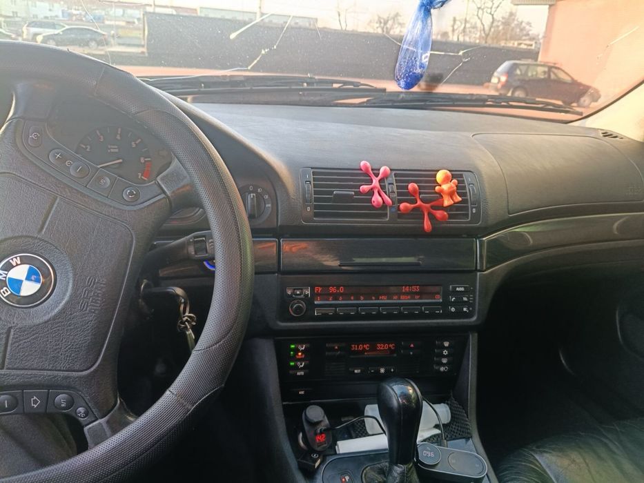 продам BMW Е39 2.8