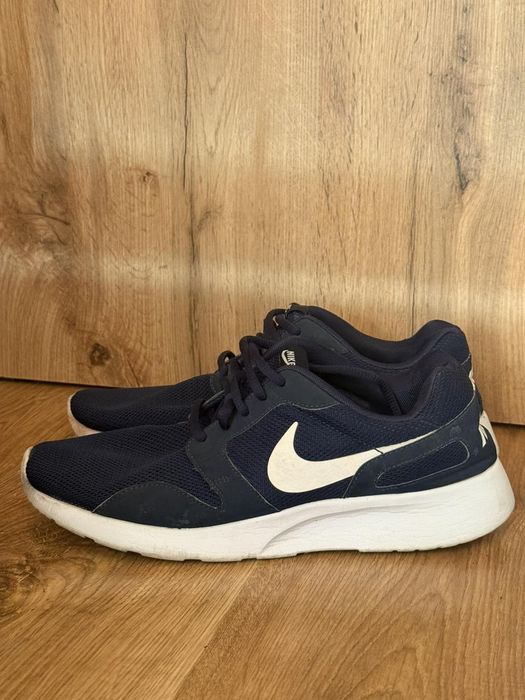 кросівки nike зручні