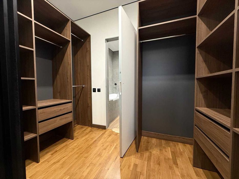 Варшавський 3, Продаж 3к квартири,