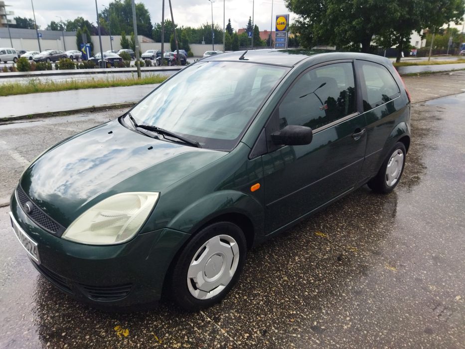 Ford Fiesta MK6 1.3 benzyna rok 2004 klimatyzacja mrozi