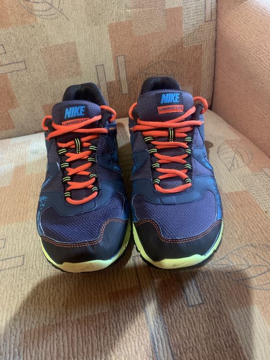 Кросівки NIKE 43 27.5 см