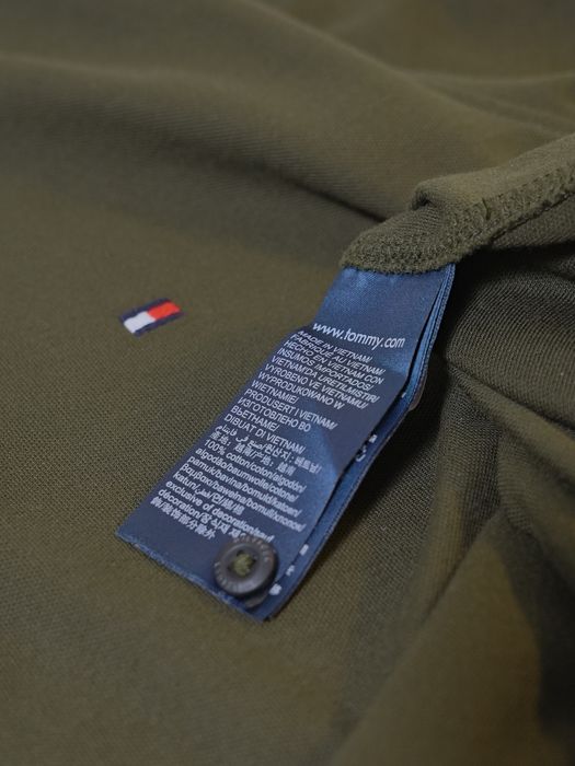 Polo Tommy Hilfiger como NOVO