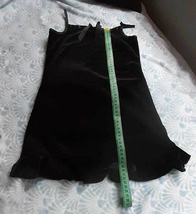 Czarna elegancka sukienka dla dziewczynki 116/122