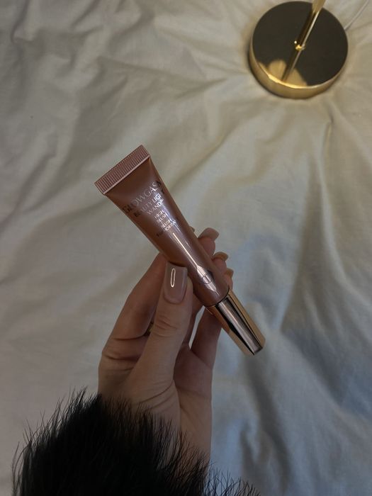 Румʼяна charlotte tilbury
