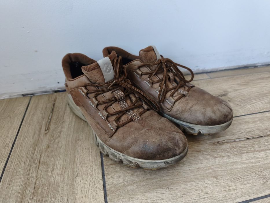 Ecco męskie buty skórzane r. 42 – do renowacji