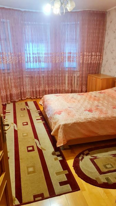 М. "Харківська" поруч! Кімната. Без проживання власника.
