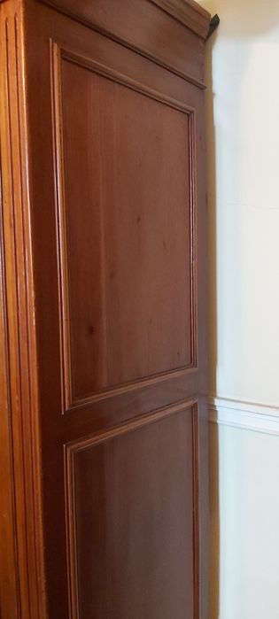 Oportunidade! Cama e Roupeiro "Vintage" (antigo e em madeira)