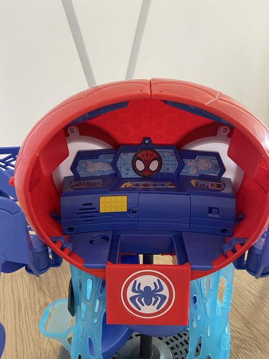 Baza spiderman. Stan idealny