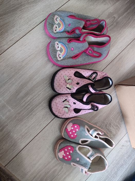 Kapcie dla dziewczynki