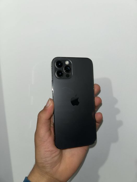 Iphone 12 pro COMO NOVO