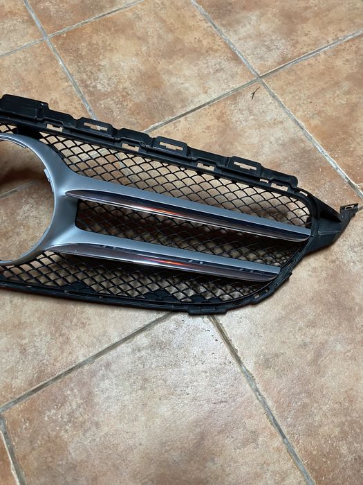 Grelha origem Mercedes c Amg