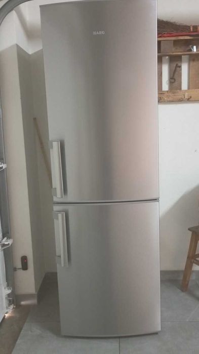 Frigorífico combinado AEG
