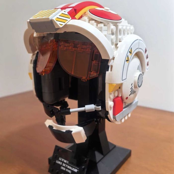 Nowe Klocki Star Wars Hełm Luke'a SKYWALKERA kompatybilne z 75327