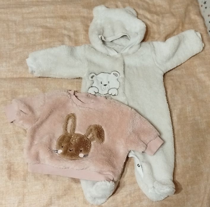 Лот речей на дівчинку