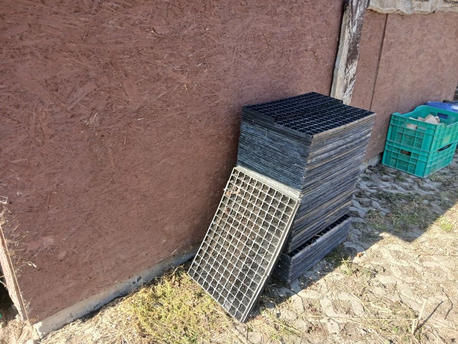 Tacki na rozsadę 160 oczek