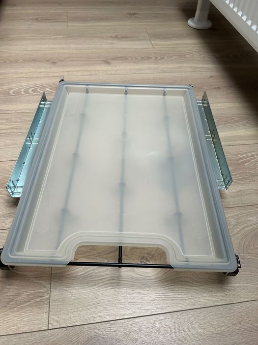 Półka z wieszakami Komplement IKEA do szafy PAX 50x58 cm.