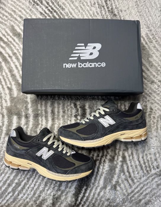 Кросівки New Balance 2002