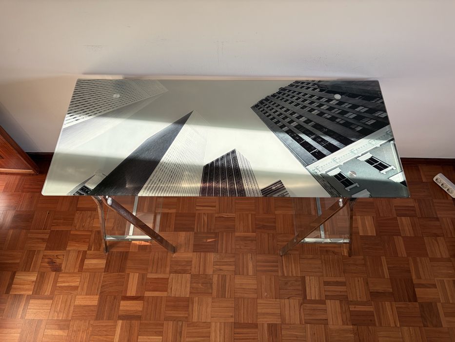 Secretaria em vidro New York