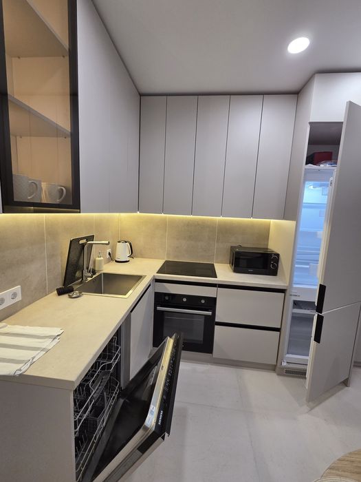 Квартира в центрі подобово Шевченка 28  platinum apart