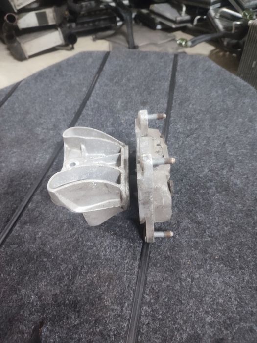 Подушка КПП / АКПП Ауді А4 В7 Audi А6 С6