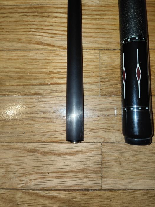 Taco Lucasi com duas varas