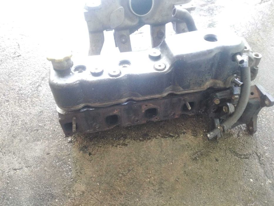 Cabeça do Motor Opel Frontera 2.8 TDi de 1996 com 8 Válvulas