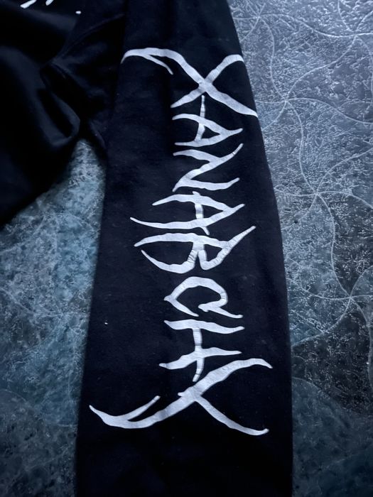 Черный худи с принтом