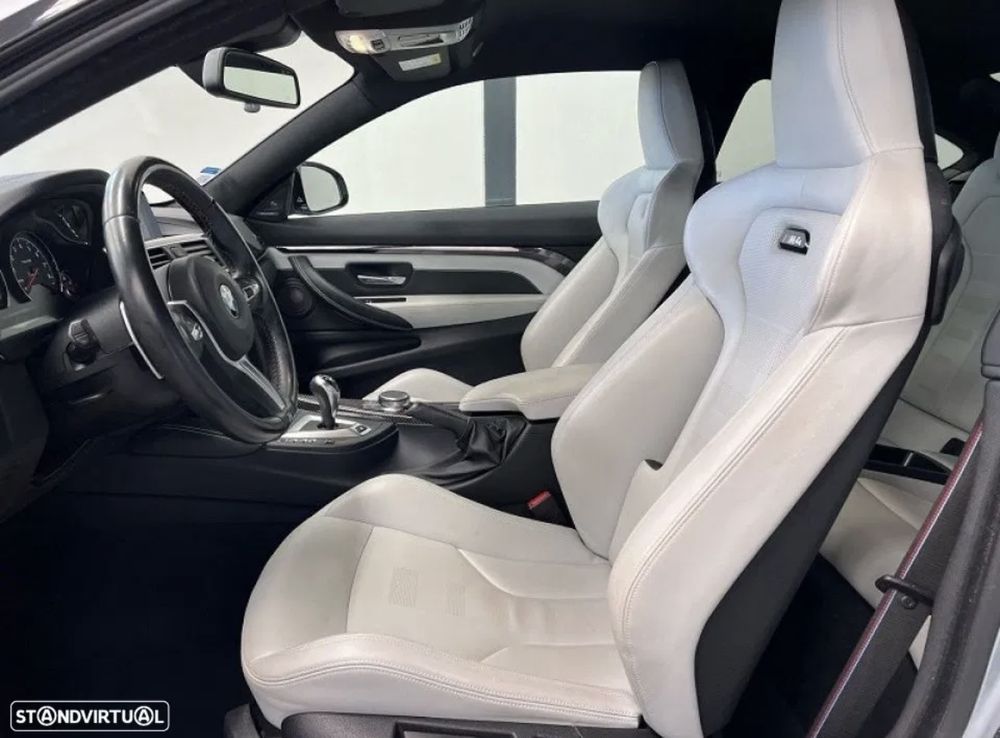 BMW M4 CS