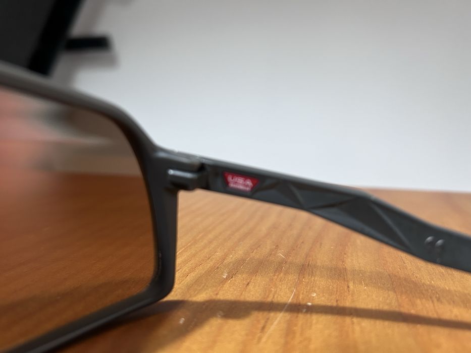 Oakley Sutro 24K