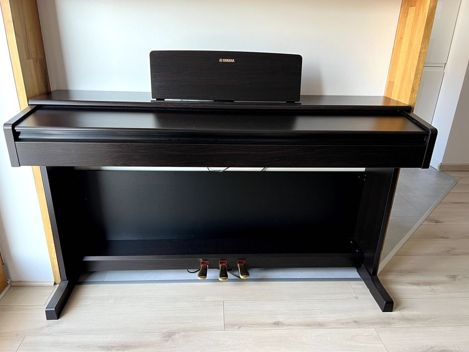 Pianino YDP-145R YAMAHA