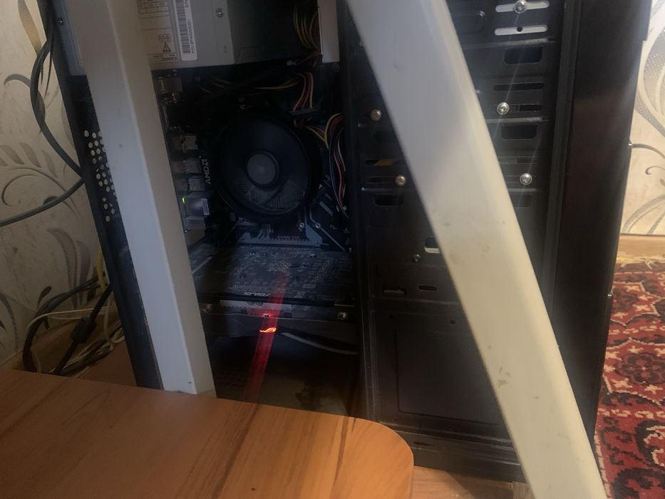 Комплект на базе ryzen 5 1500 (4*8)