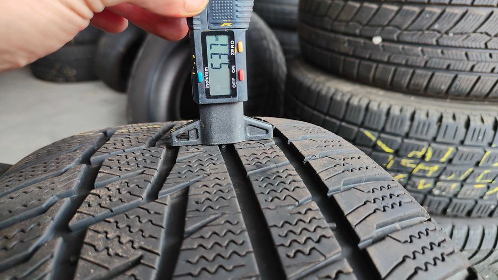 Opony 245/45R18 MATADOR SIBIR SNOW MP92 100V XL 5,5mm x4