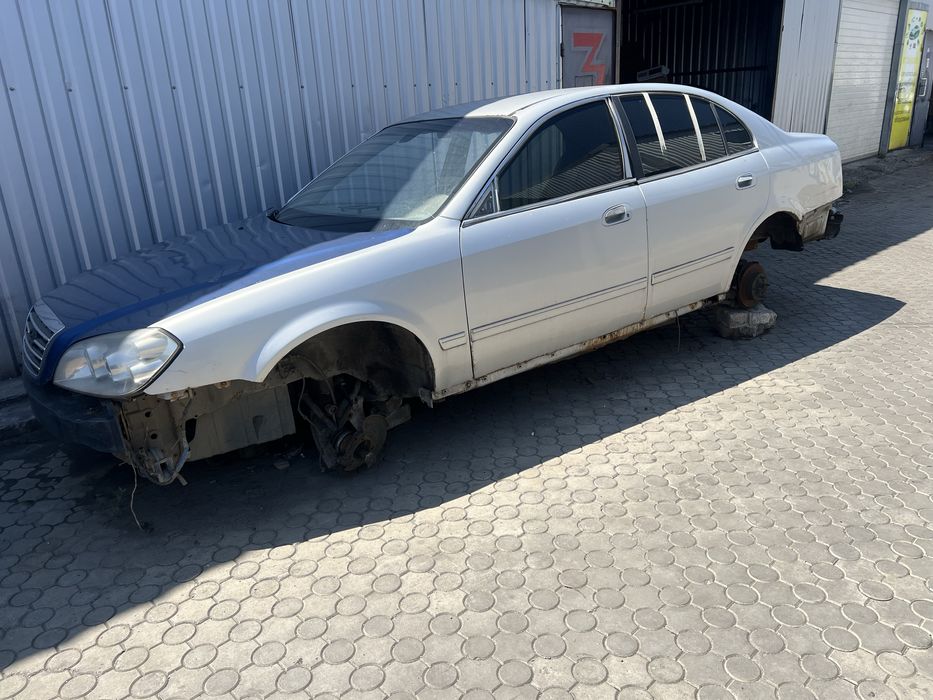 Разборка Chery Eastar 2003-2016 двигун коробка кузов двері фари бампер