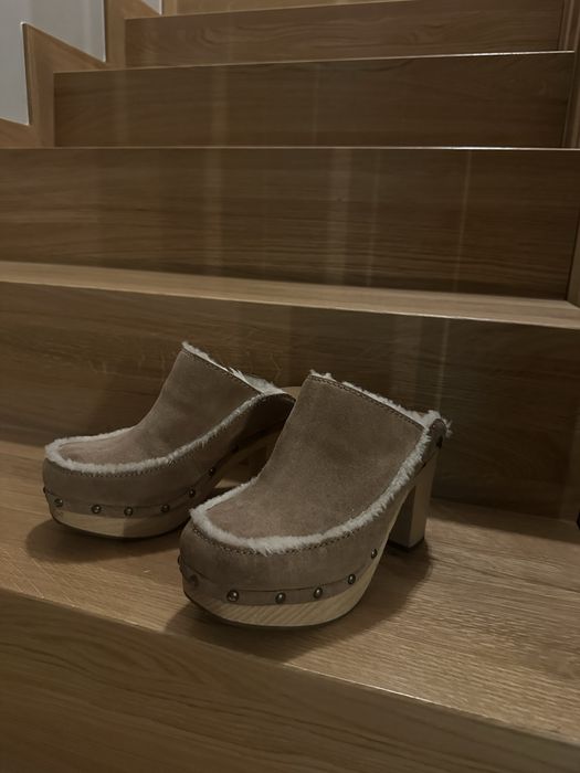 Beżowe buty chodaki UGG 38 z ociepleniem