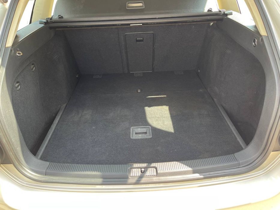 Джетта 2012 рік універсал