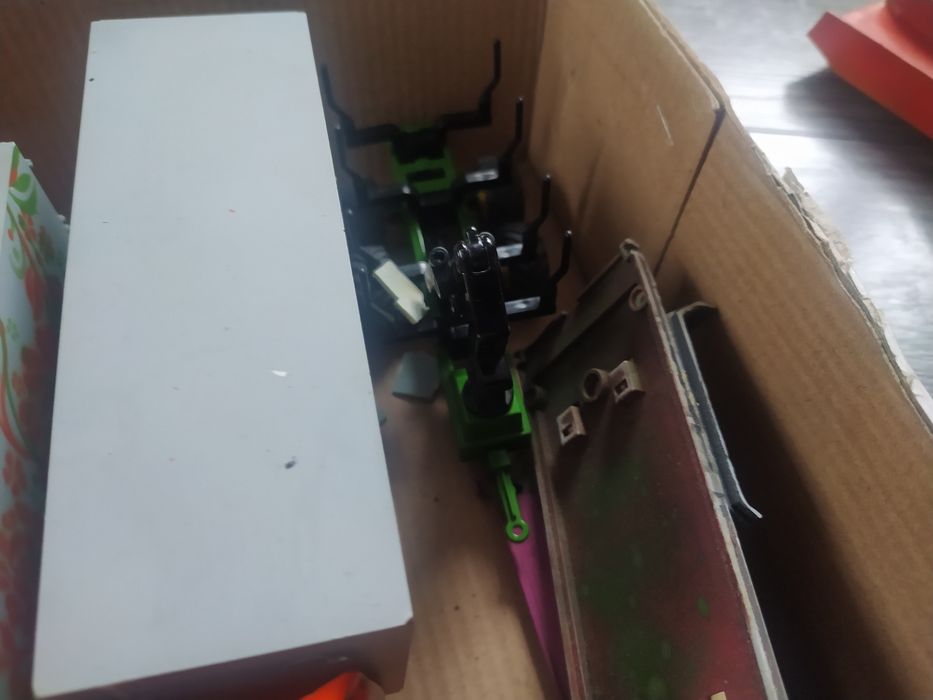 Zabawki siku matchbox welly majorette