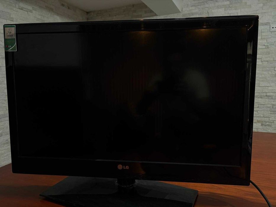TV Led LG 32" - Avariada