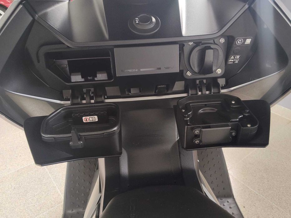 BMW CE04 2022 IVA Dedutível