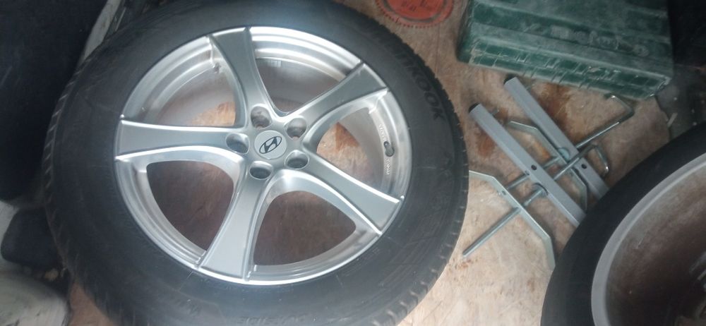 Komplet kół zimowych 18" Hyundai