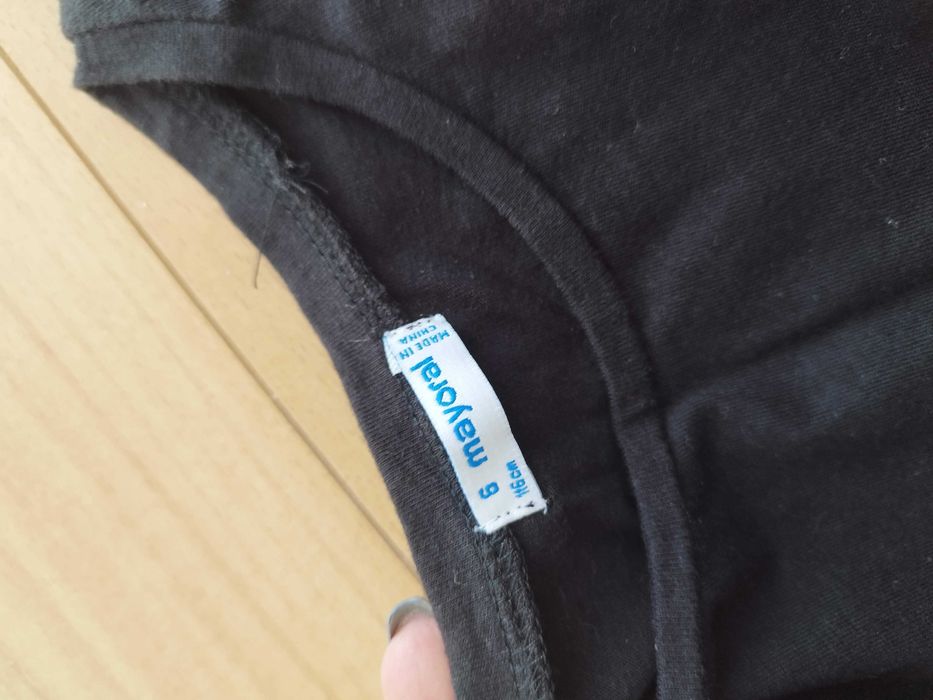 Vestido Mayoral preto com brilho na saia 6A