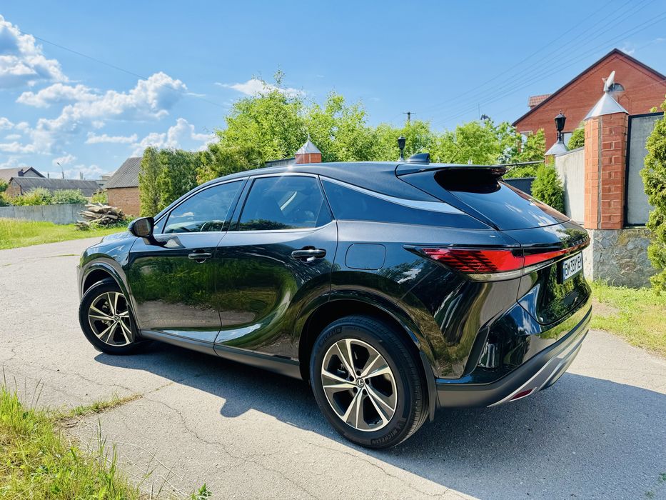 Lexsus RX350 2023рік 2.4 AWD Premium V
