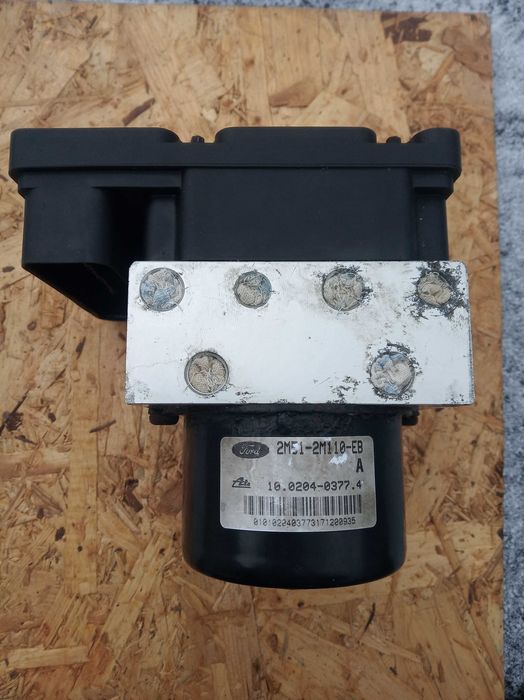 Блок ABS Ford Focus 2M51-2M110-EB