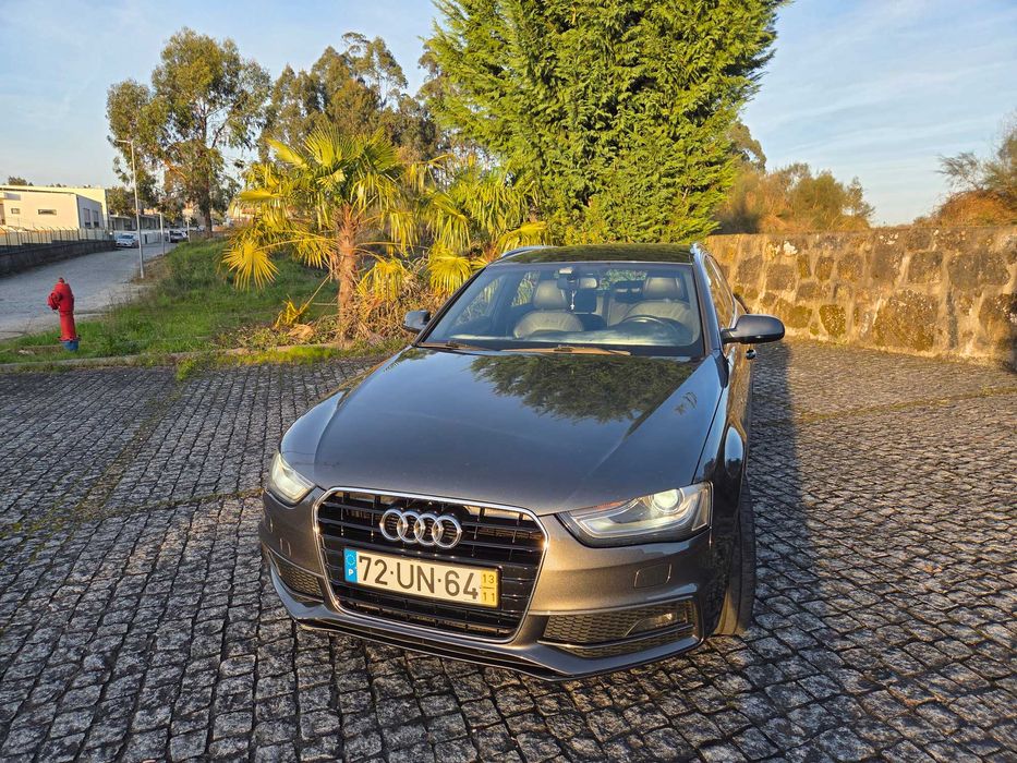 Audi A4 sline impecável, para quem gosta de conforto e segurança