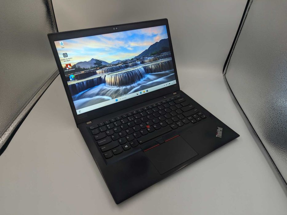 Lenovo ThinkPad t490s