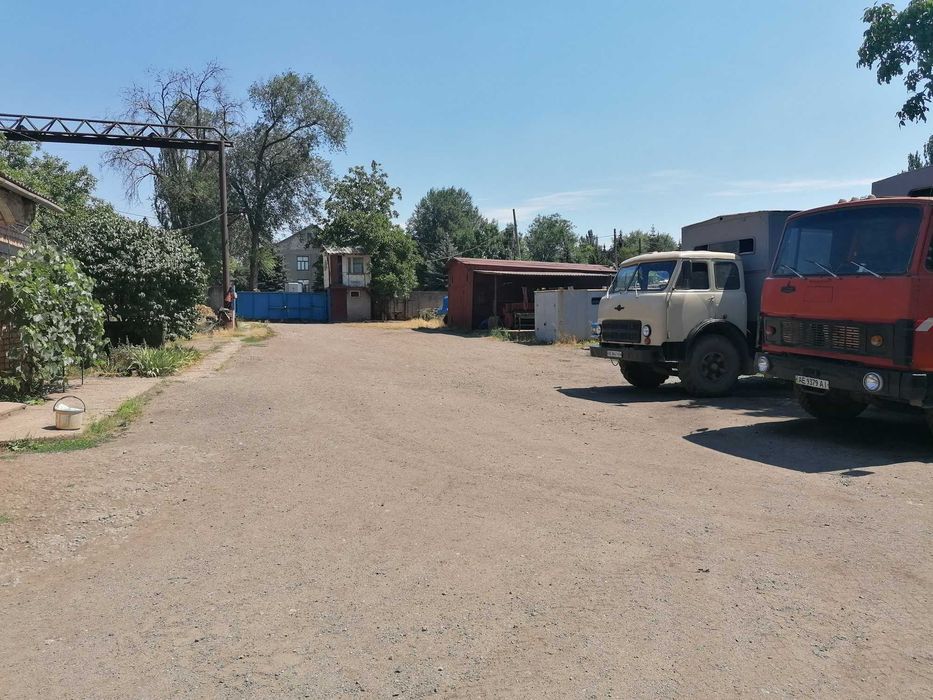 Промбаза производственного назначения Кривой Рог возле ПрАТ Суха Балка
