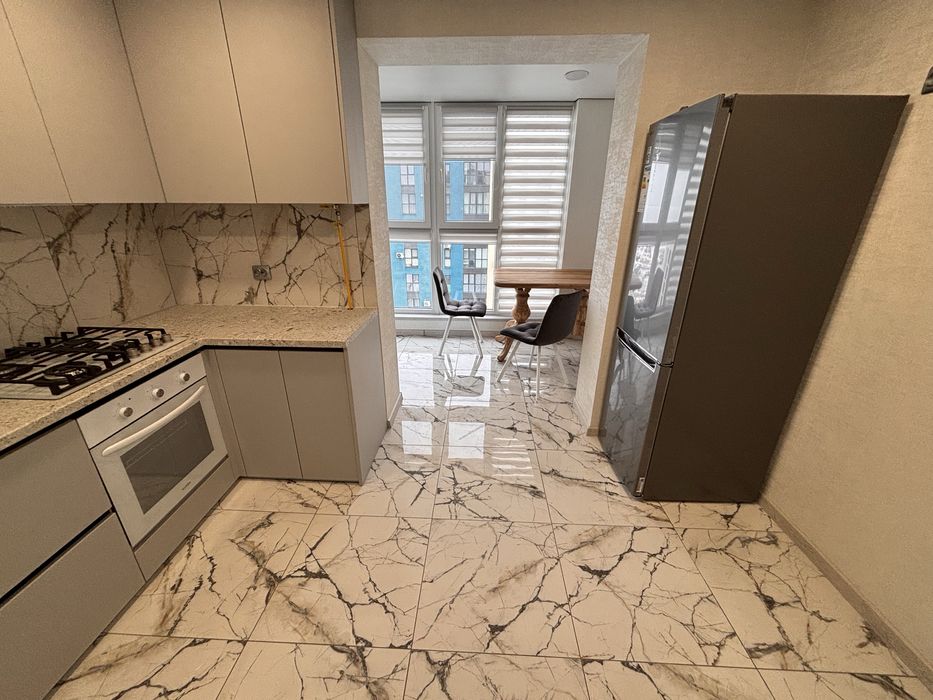 Довгострокова видової квартири в ЖК «Лагуна», перша здача.