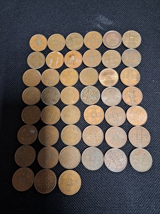 Moedas antigad de 1$00